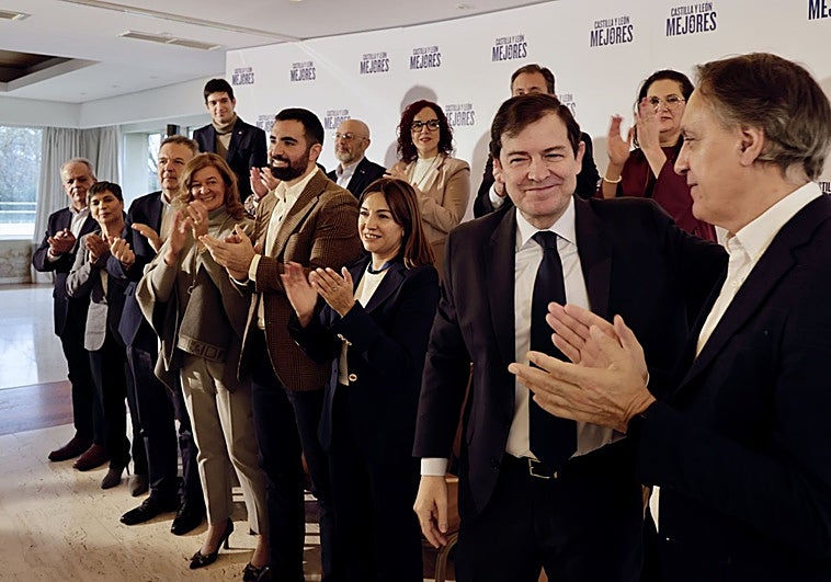 Mañueco distigue al PP como un partido «distinto» a Vox y marca que su «estrategia» será «hablar de Castilla y León»