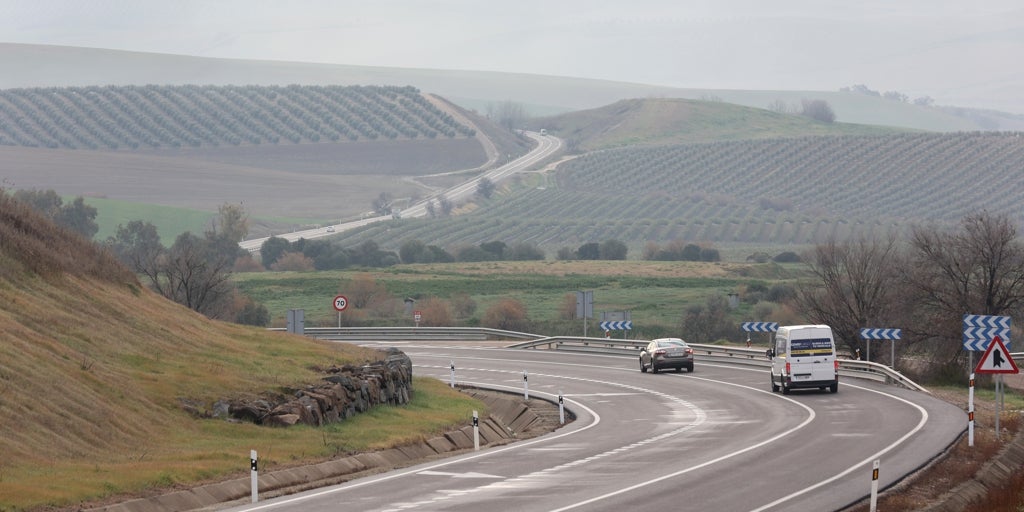 Las cuatro actuaciones que promete ahora Transportes a corto plazo en la N-432 mientras entierra la autovía en Córdoba