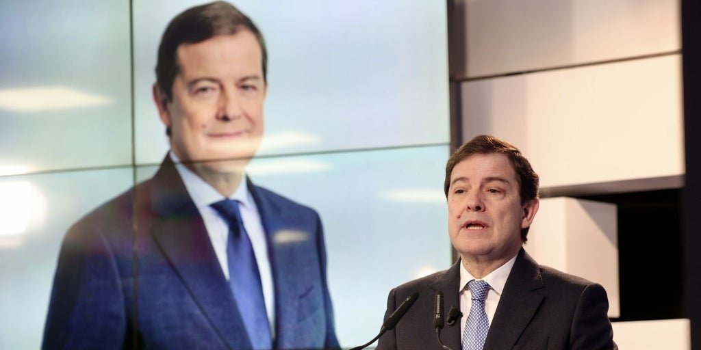 Primer año de universidad gratis para los empadronados en Castilla y León, la promesa electoral de Mañueco