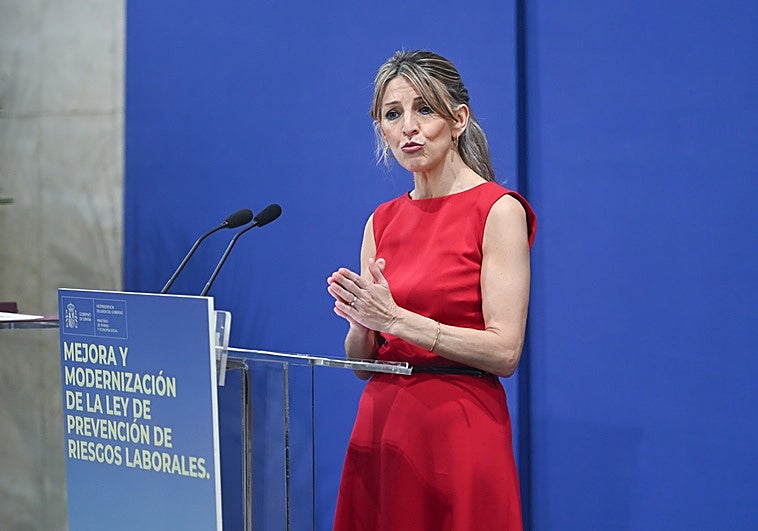 Spanish left relaunches permanent coalition