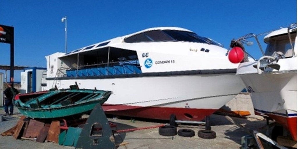 Cruce de reproches entre PSOE y PP tras la venta del barco de Ciudad de Vascos