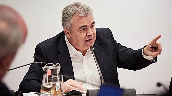 Cerdán reconoce que pactó con Bildu la alcaldía de Pamplona y no niega que negociara el Gobierno de Sánchez