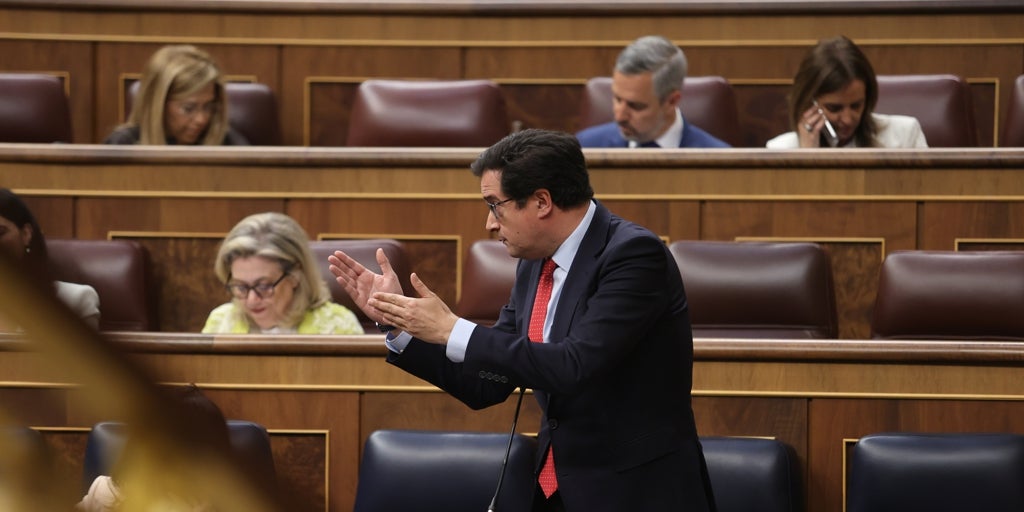 Para Óscar López ya hay un culpable de la derrota de Alegría, Javier Lambán:  «En vez de hacer oposición se dedicó a otra cosa»