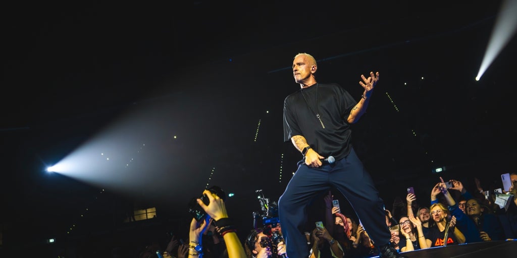 Eros Ramazzotti actuará en el Roig Arena de Valencia en mayo de 2027