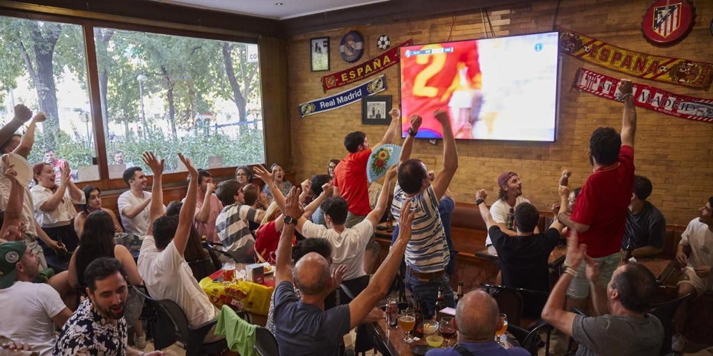 Las claves del auto de un juez de Córdoba que puede revolucionar las conexiones piratas al fútbol