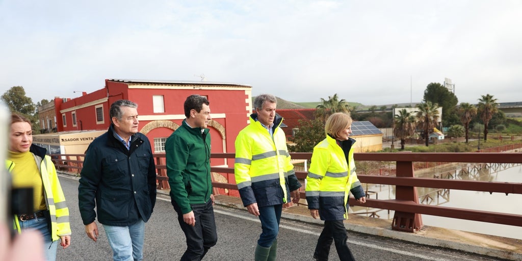 Juanma Moreno insiste en que la Junta de Andalucía «hará un esfuerzo sin precedentes» para paliar los daños de las tormentas