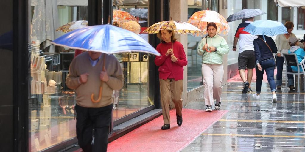 Los efectos de la lluvia incesante en el estado de ánimo en Córdoba: «Cuando la serotonina baja nos sentimos más tristes»