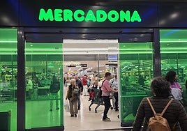 Mercadona ya vende el 20% de todo lo que se come en España: supera a los bares «de toda la vida»