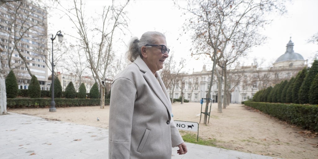 El juez envía a la causa de los sobres del PSOE el testimonio del chófer de Pano que la acompañó a Ferraz «con 45.000 euros» en una bolsa