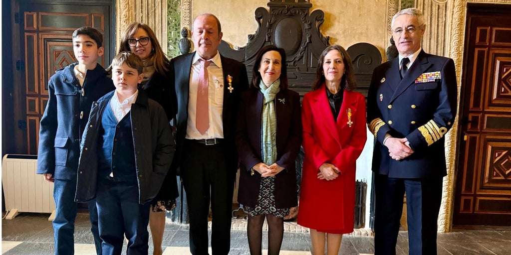 Robles ensalza la entrega histórica de la Armada y reivindica a Álvaro Bazán como «modelo de valores en la actualidad»