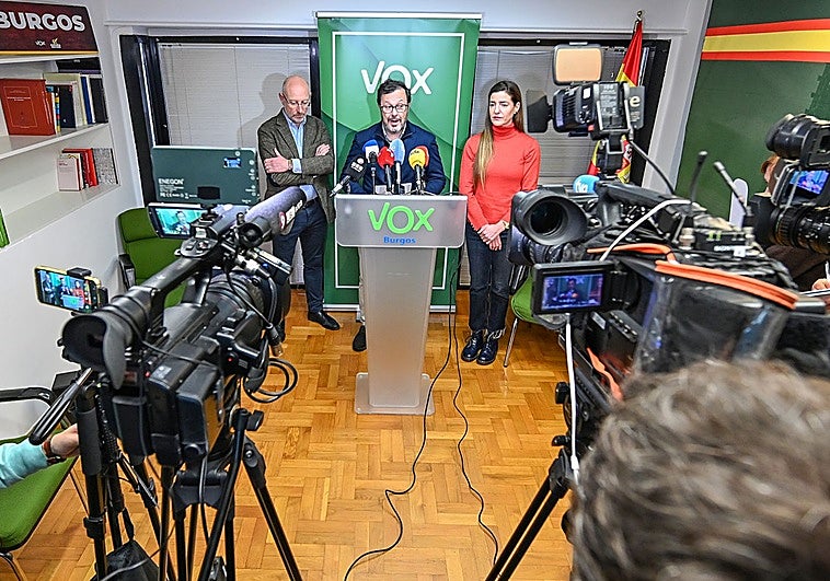 Fúster defiende que Vox es «un partido para gobernar» y no una «muleta»