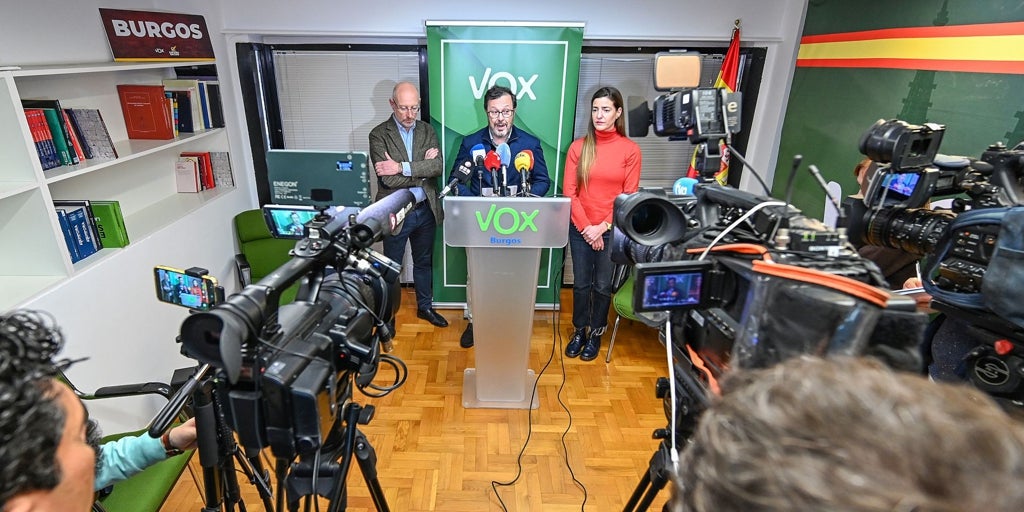 Fúster defiende que Vox es «un partido para gobernar» y no una «muleta»