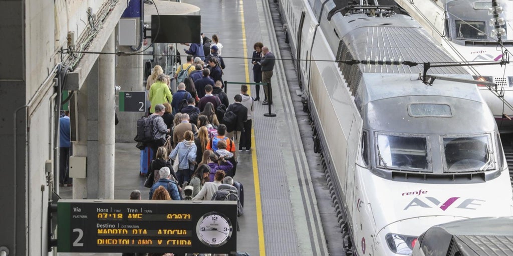 Renfe declaró desierto en 2025 un contrato de 165 millones para mantener los trenes AVE más antiguos