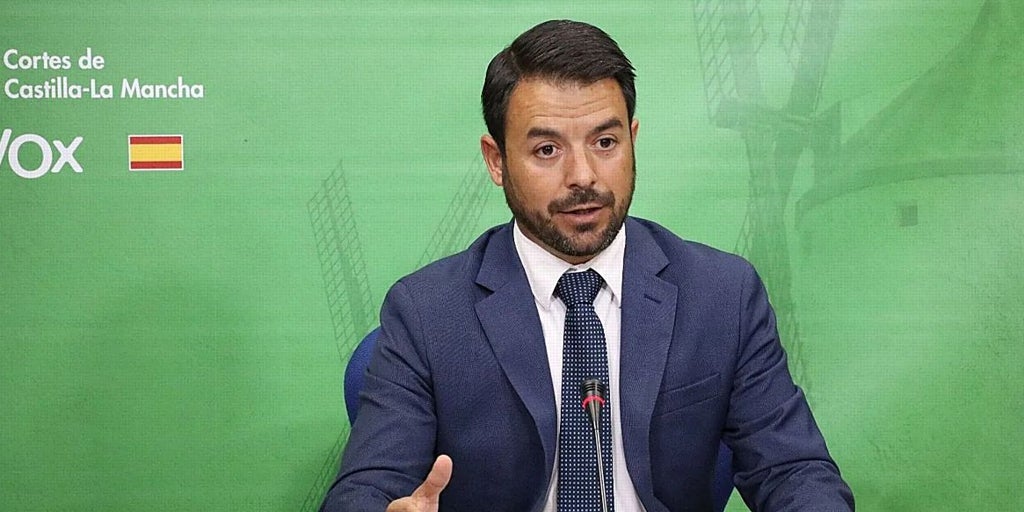 Vox sigue la reforma del Estatuto de Castilla-La Mancha «comiendo palomitas» tras la ruptura del acuerdo PSOE-PP