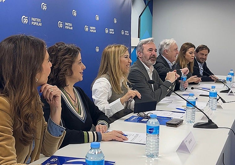 El PP de Aragón negociará con Vox ligar el pacto presupuestario al de formación del nuevo Gobierno autonómico
