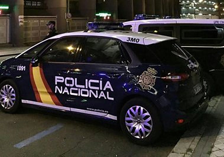 Detenido en Puente de Vallecas un hombre por cometer 60 robos en vehículos estacionados