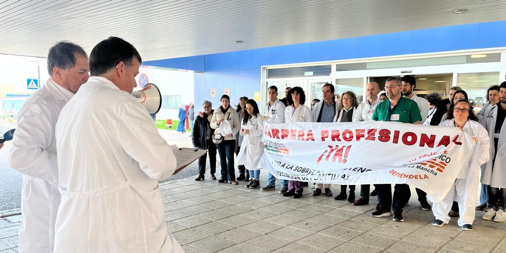 El Sindicato Médico denuncia «servicios mínimos abusivos» en la huelga: «Hay más médicos trabajando que un día normal»