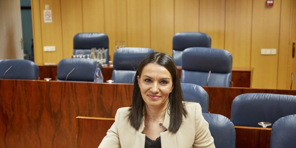 Ayuso destituye a Viciana en Educación y nombra a Mercedes Zarzalejo ...