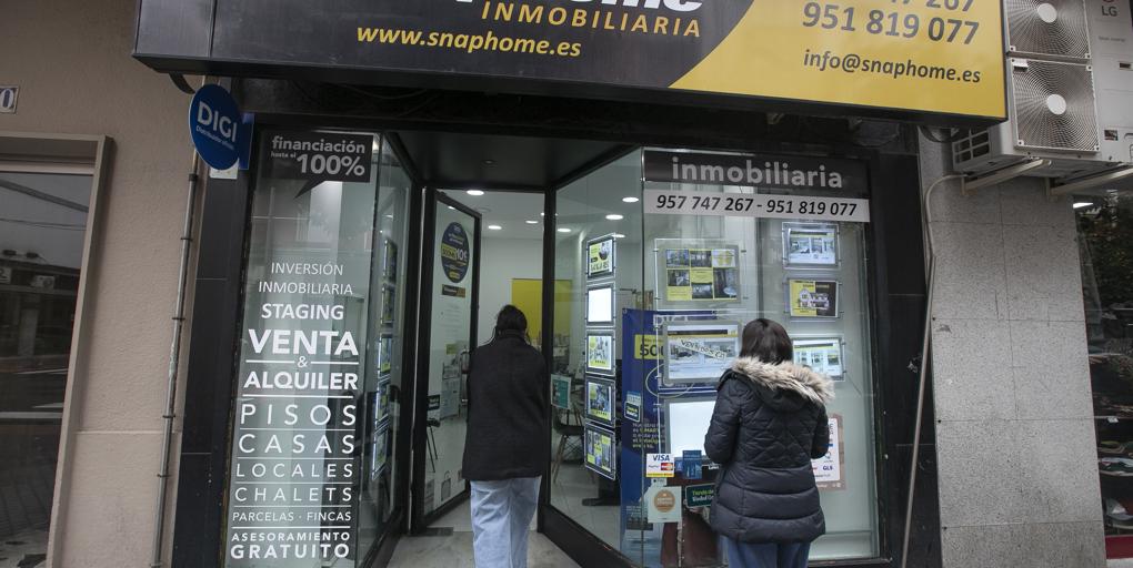 La oferta de viviendas en alquiler en Córdoba pierde 320 y se queda en 7.221