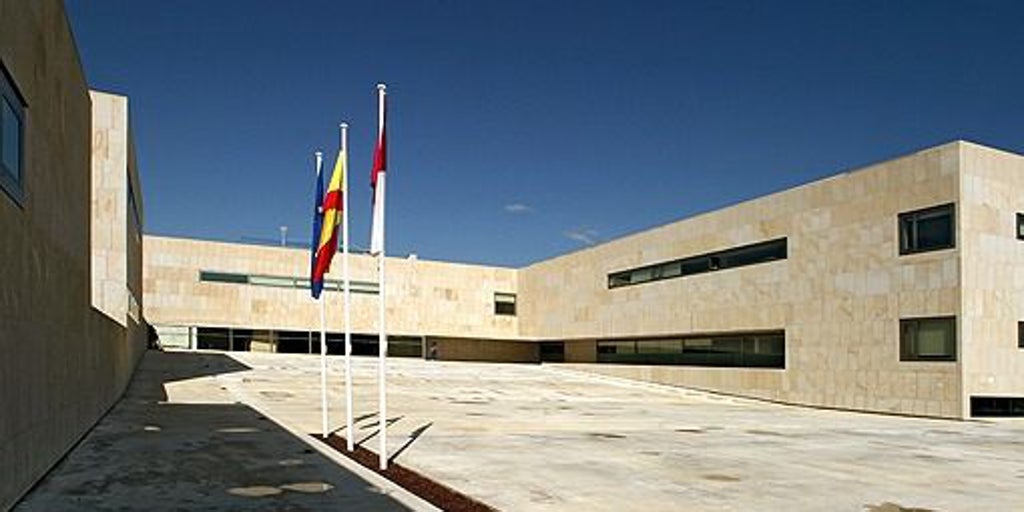 El IES Margarita Salas de Seseña (Toledo) cuenta ya con nuevo profesor tras la agresión que sufrió el director