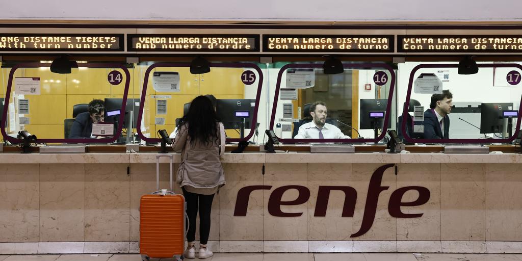 El viento obliga a interrumpir los trenes entre Cataluña y la Comunidad Valenciana