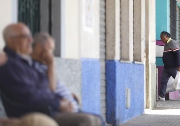 El choque de una patrulla policial en una persecución desata una operación antidroga en Las Palmeras