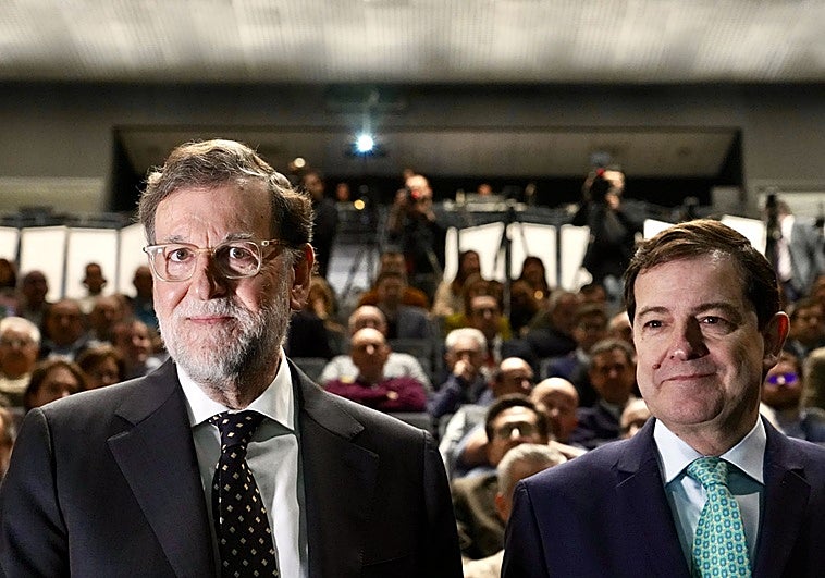 Mañueco aplicará el «sabio consejo» de Rajoy para ganar a los «extremistas»: «moderación»