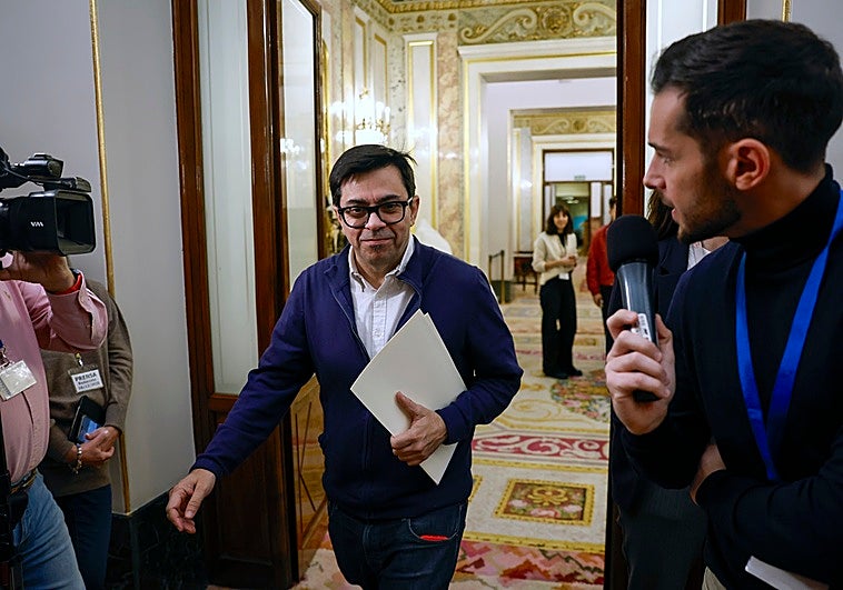 Pisarello gana las primaras de Comuns y será el candidato a la alcaldía de Barcelona