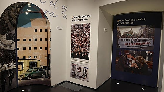 Desprecio a las víctimas de ETA y guiño a Bildu en la exposición del Gobierno sobre la Constitución