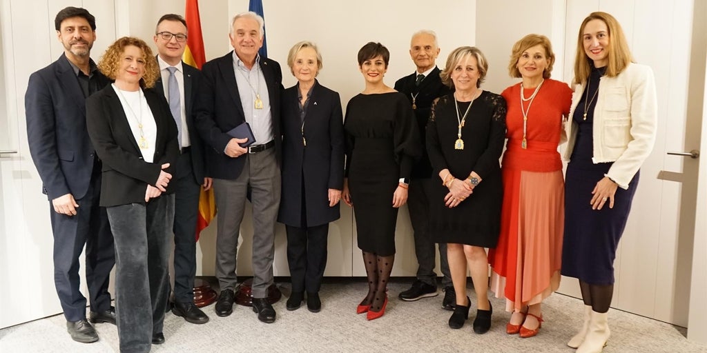 La decana del Colegio regional de Arquitectos, nueva tesorera del Consejo Superior de España