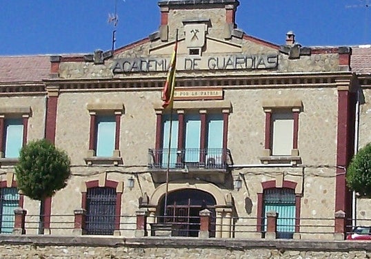 La fachada del antiguo cuartel de caballería de Úbeda será restaurada en un futuro próximo.