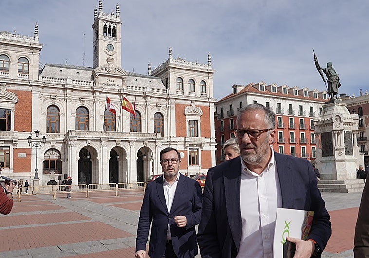 El documento marco del PP para pactar con Vox revuelve la precampaña