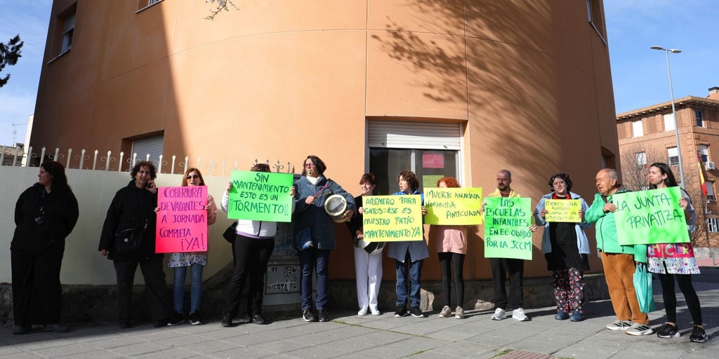 La Escuela Infantil  El Olivo  de Toledo reclama a la Junta personal de mantenimiento