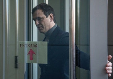 El hermano de Sánchez no comunica su domicilio a la Audiencia y dice que acudirá presencialmente