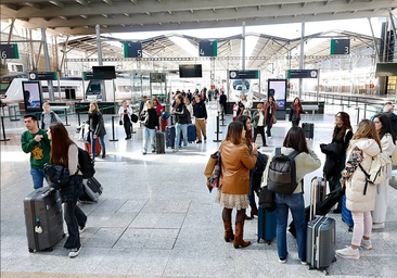 Málaga teme una huida de turistas a otras costas del Mediterráneo por el caos ferroviario