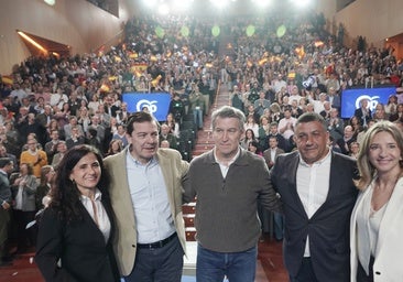 Feijóo asegura que España «va como nunca sólo para los jetas y Zapatero»