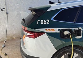 Patrullas de la Guardia Civil «paralizadas» por no funcionar los puntos de recarga de sus coches eléctricos