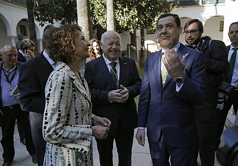 Salvador Illa y Emiliano García-Page abren un nuevo escenario electoral que implica a Andalucía