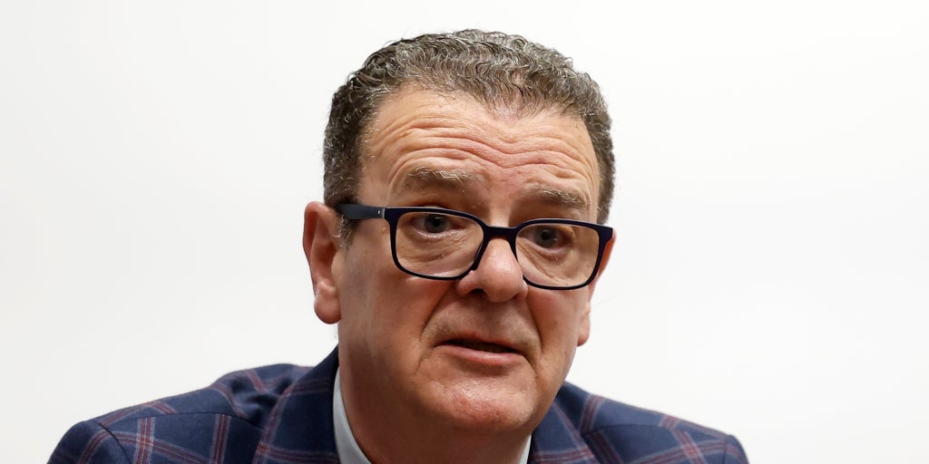 El asesor del bar donde blanqueaba dinero Koldo confirma que le emitía facturas falsas