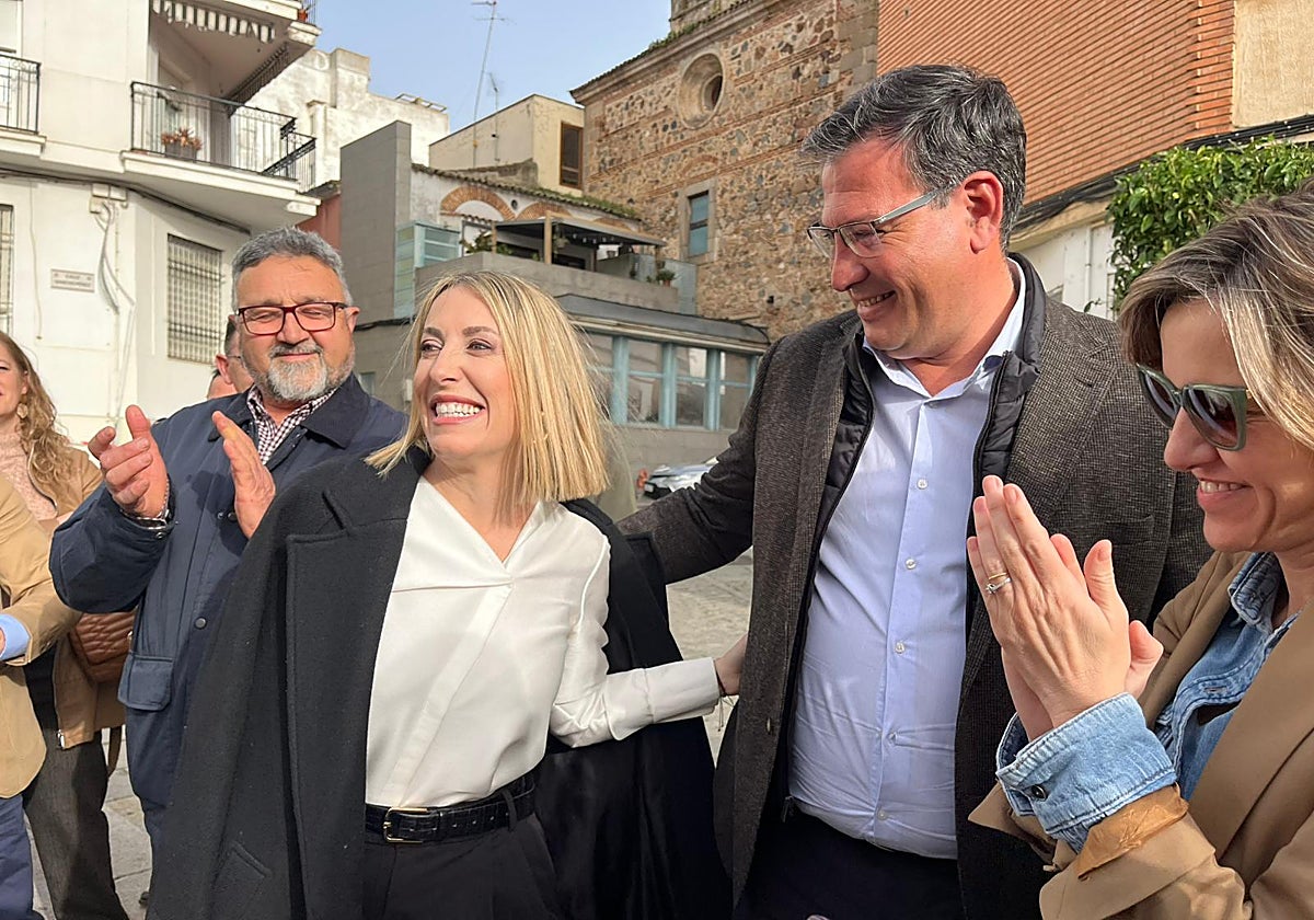 Guardiola incluye en su discurso de investidura guiños a Vox y pide el apoyo que no tiene: «No hay muro entre nosotros»