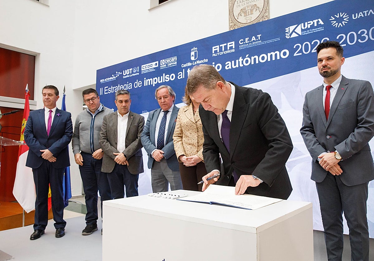 La estabilidad laboral y el diálogo social, bases del impulso al trabajo autónomo en la región