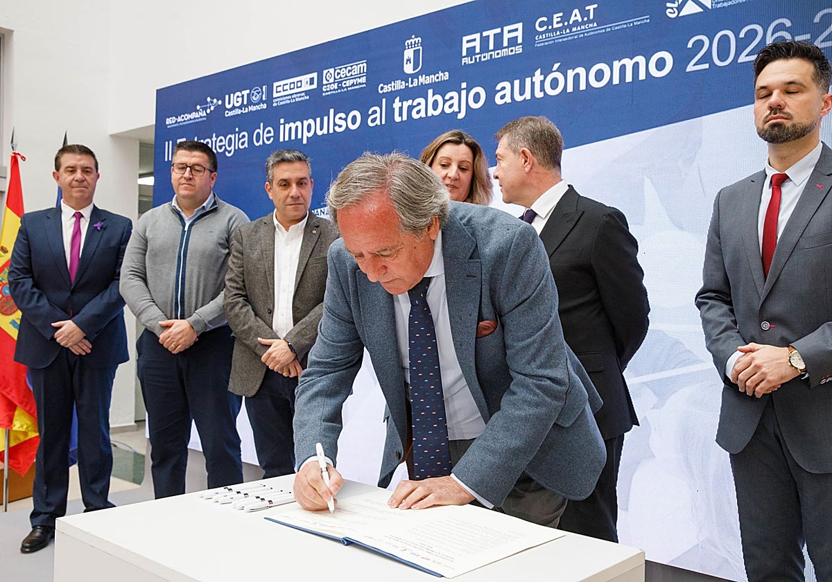 La patronal destaca el papel de los autónomos como «pilar esencial» de la economía regional