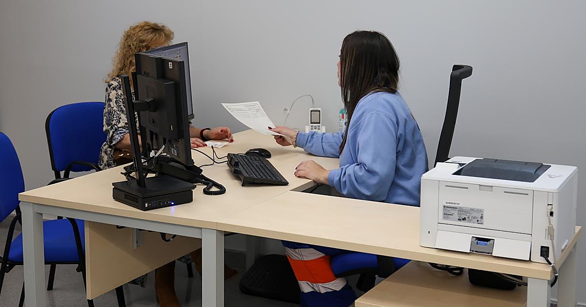 Los usuarios del nuevo centro de Urgencias de Levante: «Esto es lo mejor que han hecho, pero han tardado mucho»