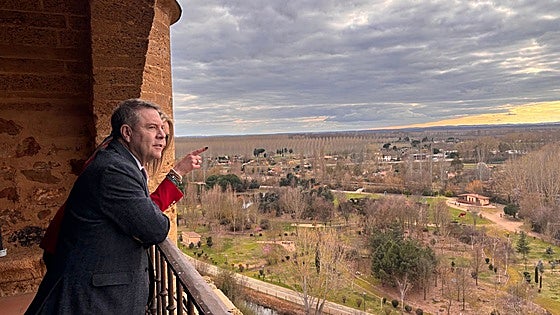 «Antes que ser de izquierdas o derechas, hay que preguntarse si uno es realista o populista»