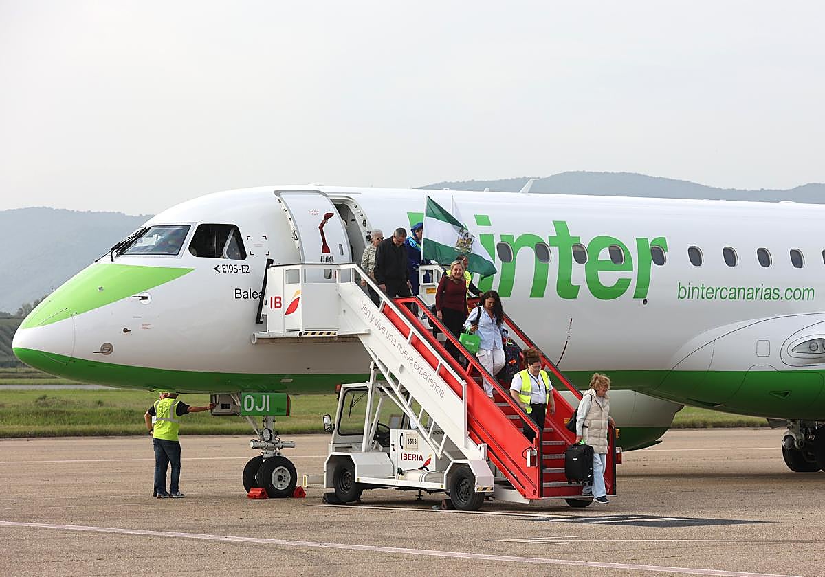 La cifra de turistas de Canarias en Córdoba despega un 32%, hasta 10.000, con los vuelos de Binter