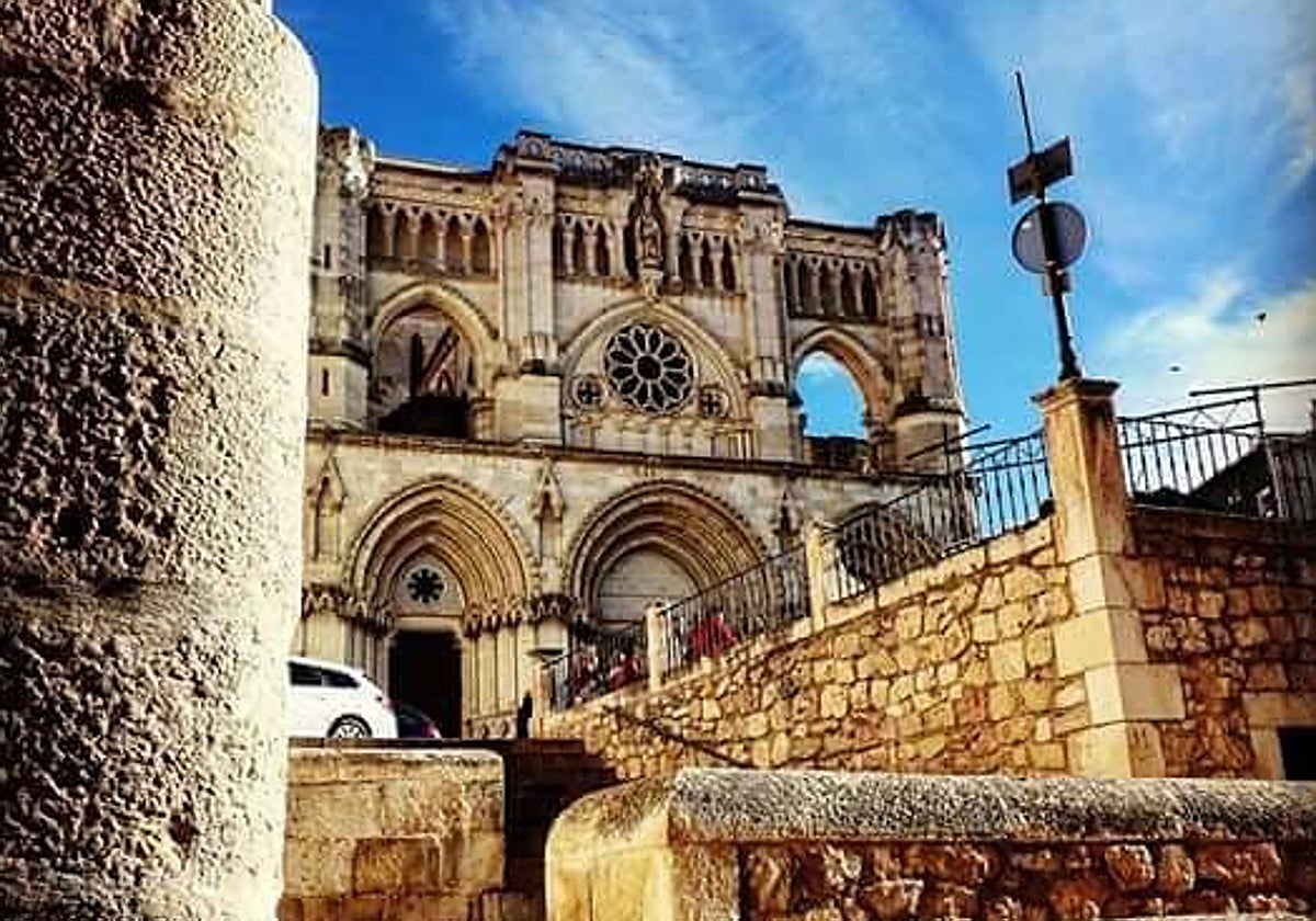 La ciudad mágica de Raúl del Pozo
