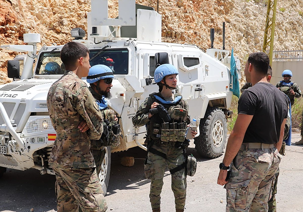 España bate récord de militares en el exterior en plena ola antibelicista de Sánchez