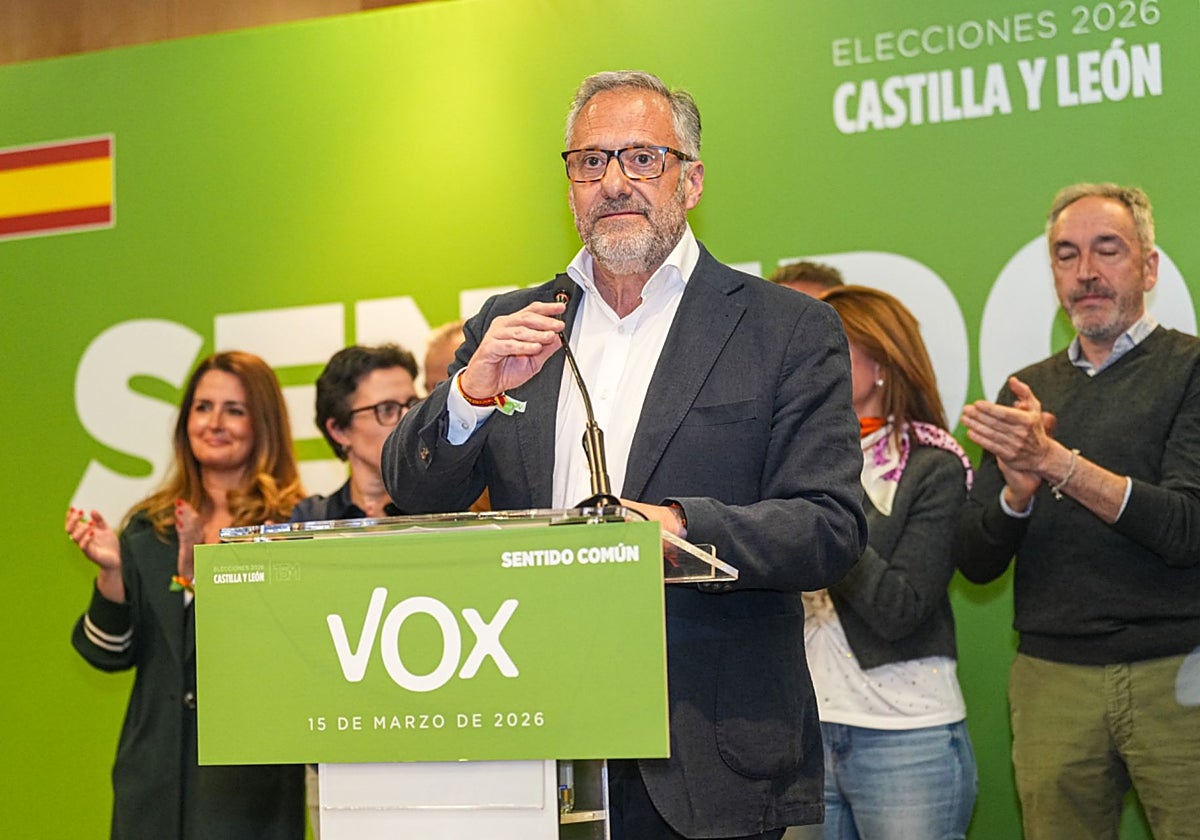 Carlos Pollán en rueda de prensa tras los resultados