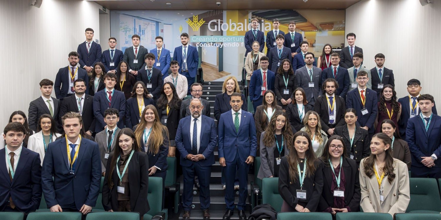 Globalcaja impulsa el talento joven con prácticas para estudiantes de la UCLM