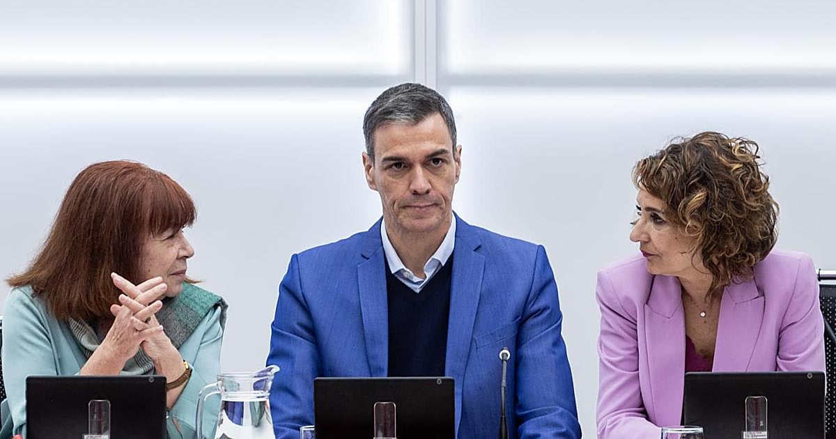 El PSOE admite el error de dirigir las campañas desde Moncloa: «La gente no es tonta»